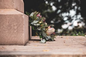 sympathy_memorial_flower_wreath